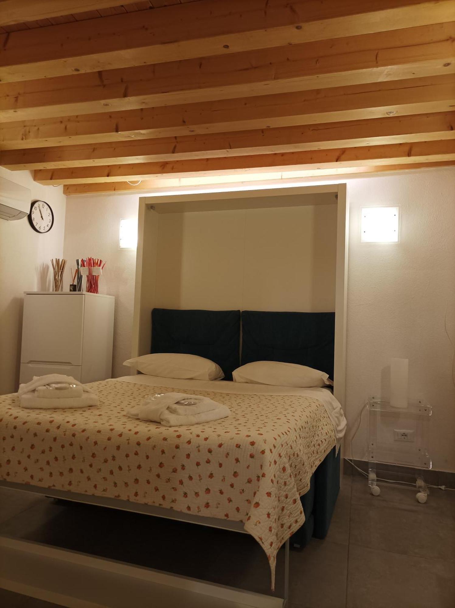 Ve-nice Casa Teresa C881 Apartamento Veneza
